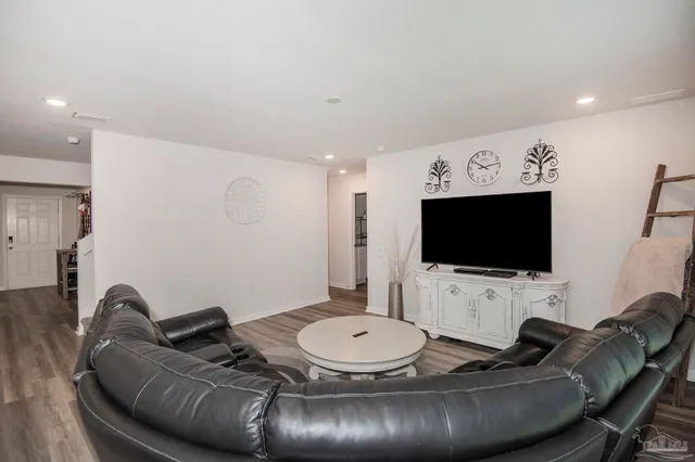 $362,900 | 10909 Blacktail Loop, Pensacola, FL 32526