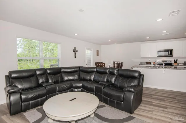 $362,900 | 10909 Blacktail Loop, Pensacola, FL 32526