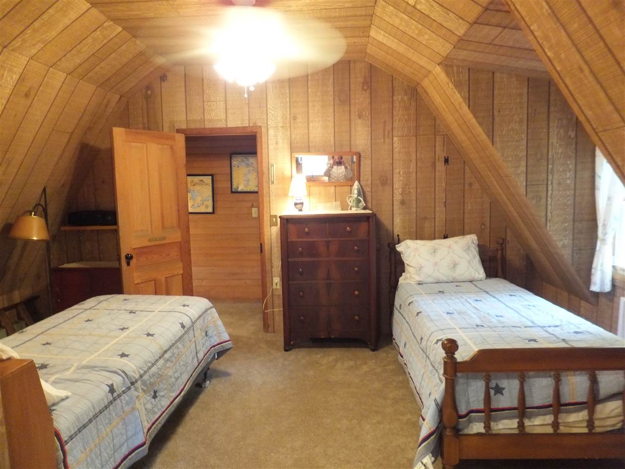 256 Standish Road Frankfort, MI 49635 - Photo 15 of 28 1881073-14.JPG
