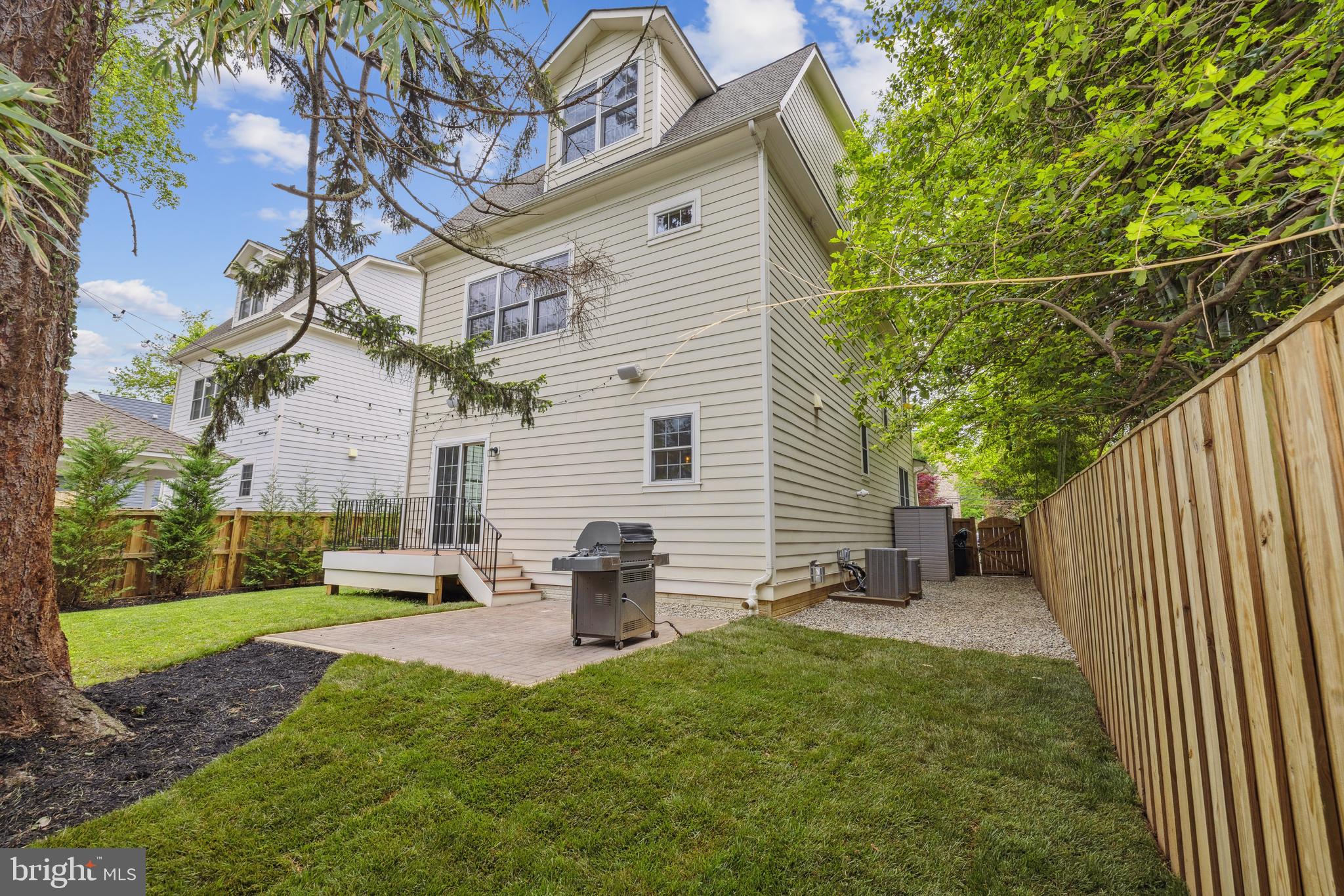 8104 Old Georgetown Road Bethesda, MD 20814 - Photo 42 of 47