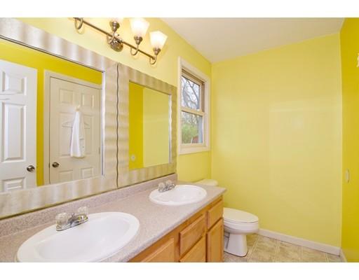 149 Mazarin Street Springfield, MA 01151 - Photo 18 of 30