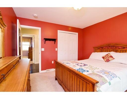 149 Mazarin Street Springfield, MA 01151 - Photo 21 of 30