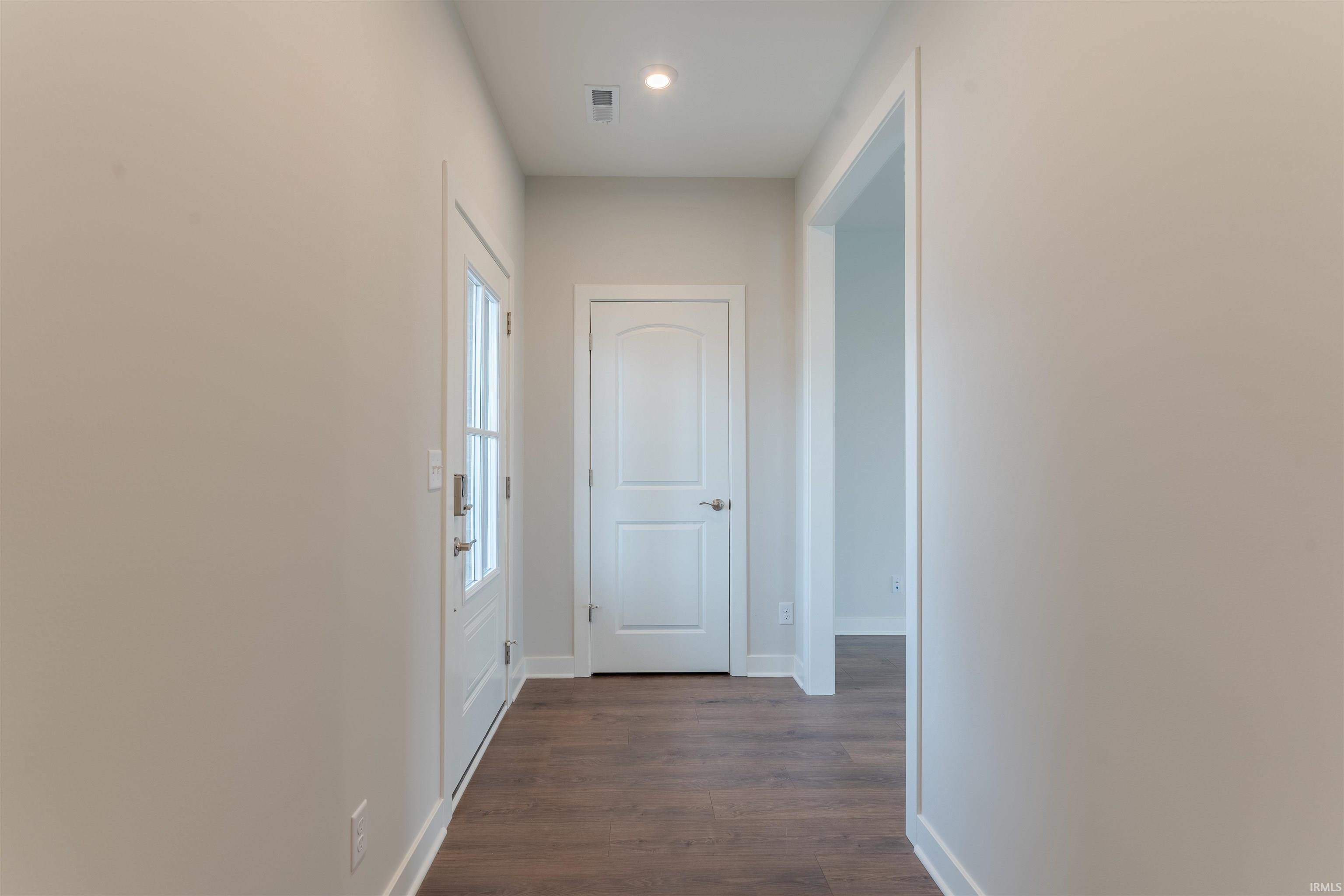 5103 Jackson Drive Newburgh, IN 47630 - Photo 4 of 36