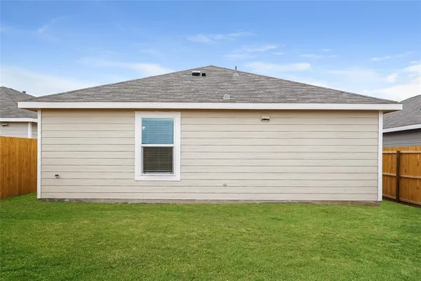 $1,725 | 2306 Great Belt Boulevard, Crandall, TX 75114