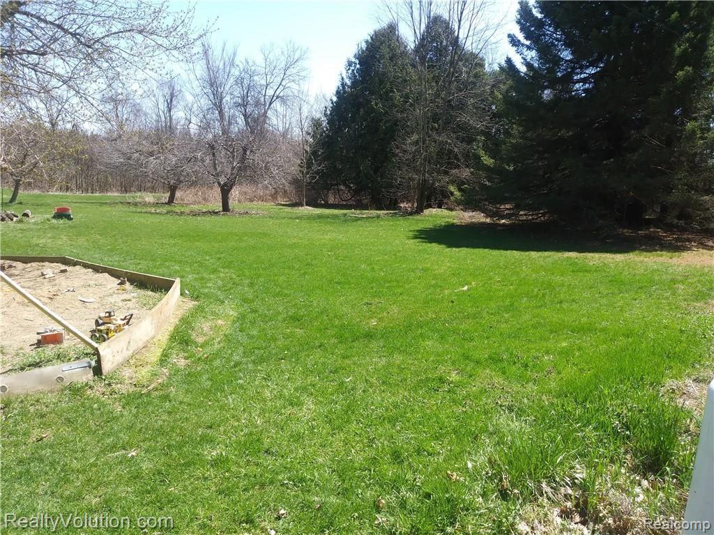 722 North Five Lakes Road Attica, MI 48412 - Photo 5 of 21 20190422_134101.jpg