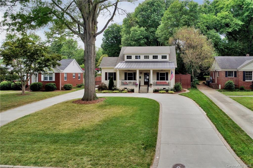 3826 Haven Drive Charlotte, NC 28209 - Photo 4 of 33