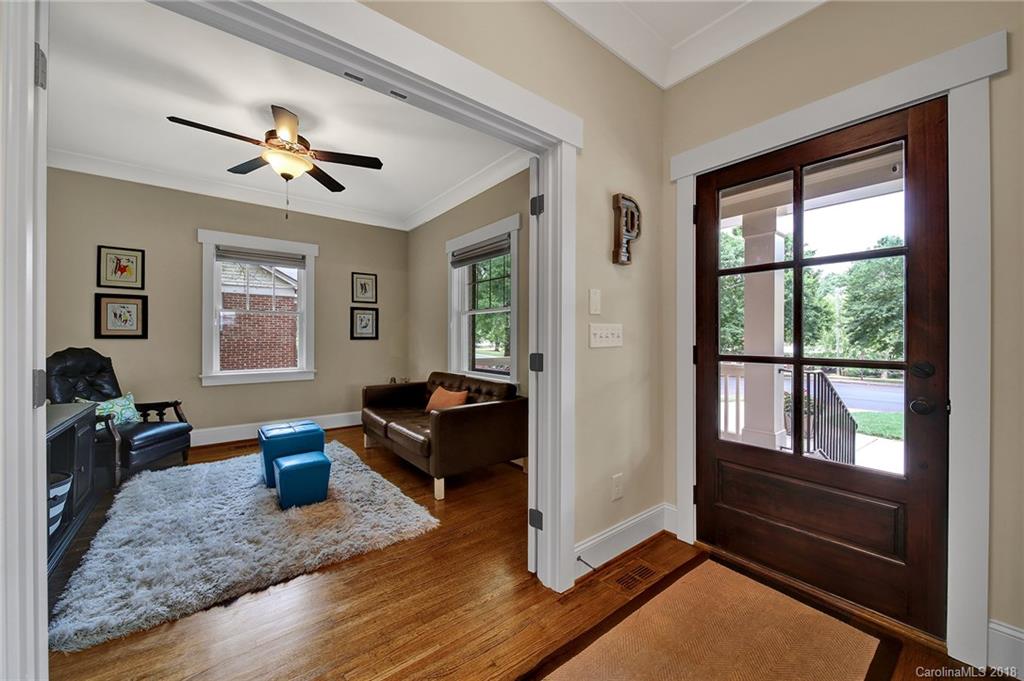 3826 Haven Drive Charlotte, NC 28209 - Photo 6 of 33