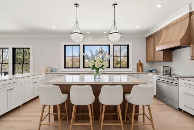 $3,100,000 | 577 Grove Street, Newton, MA 02462