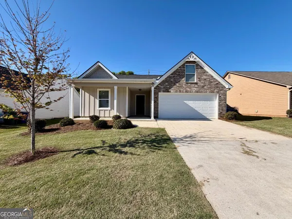 $1,695 | 127 Lexington Avenue, Griffin, GA 30223