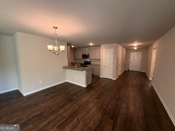 $1,695 | 127 Lexington Avenue, Griffin, GA 30223