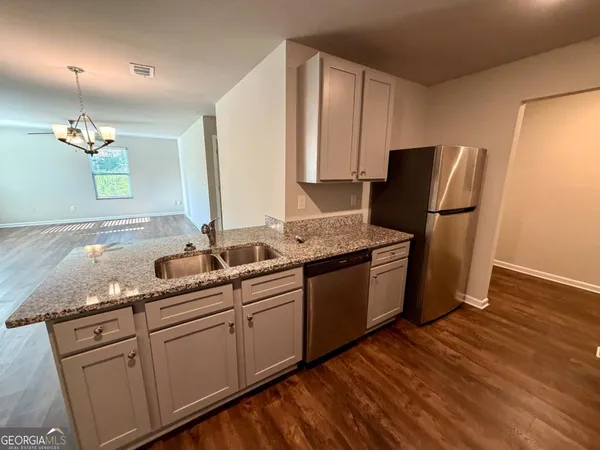 $1,695 | 127 Lexington Avenue, Griffin, GA 30223