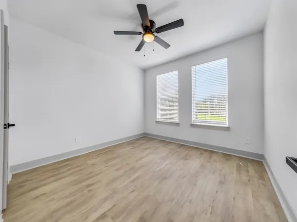 $2,250 | 2410 Vaughn Street, Unit E, Houston, TX 77093