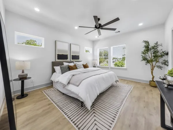 $2,250 | 2410 Vaughn Street, Unit E, Houston, TX 77093