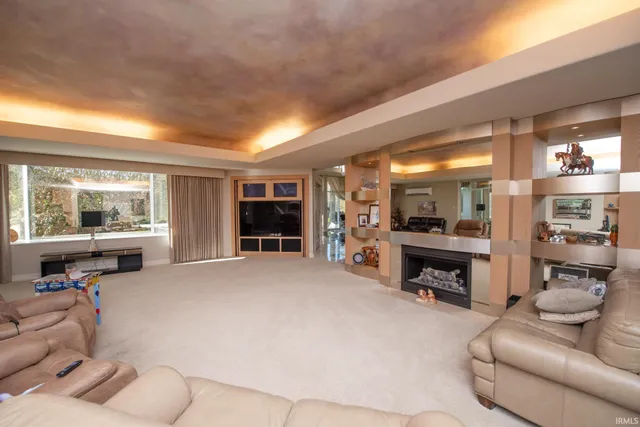 $1,500,000 | 1351 East 250 South, Winamac, IN 46996