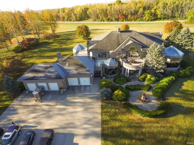 $1,500,000 | 1351 East 250 South, Winamac, IN 46996