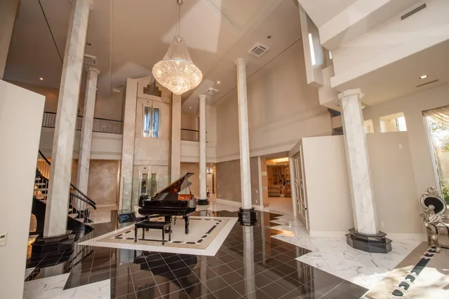 $1,500,000 | 1351 East 250 South, Winamac, IN 46996