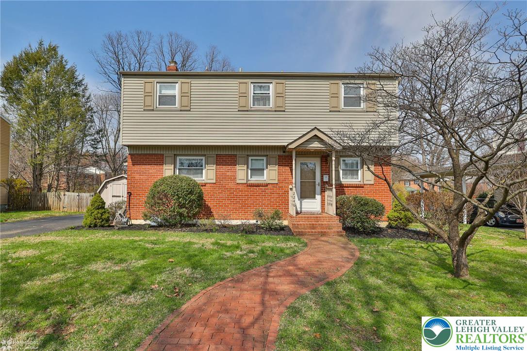 2246 Barrington Road Bethlehem, PA 18018 - Photo 2 of 72 Gallery Image 2