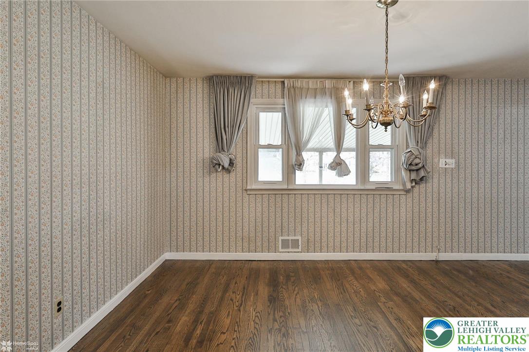 2246 Barrington Road Bethlehem, PA 18018 - Photo 22 of 72 Gallery Image 22