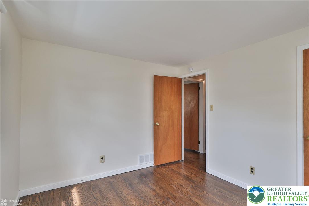 2246 Barrington Road Bethlehem, PA 18018 - Photo 35 of 72 Gallery Image 35