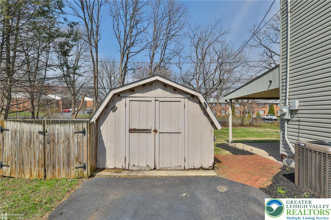 2246 Barrington Road Bethlehem, PA 18018 - Photo 60 of 72 Gallery Image 60