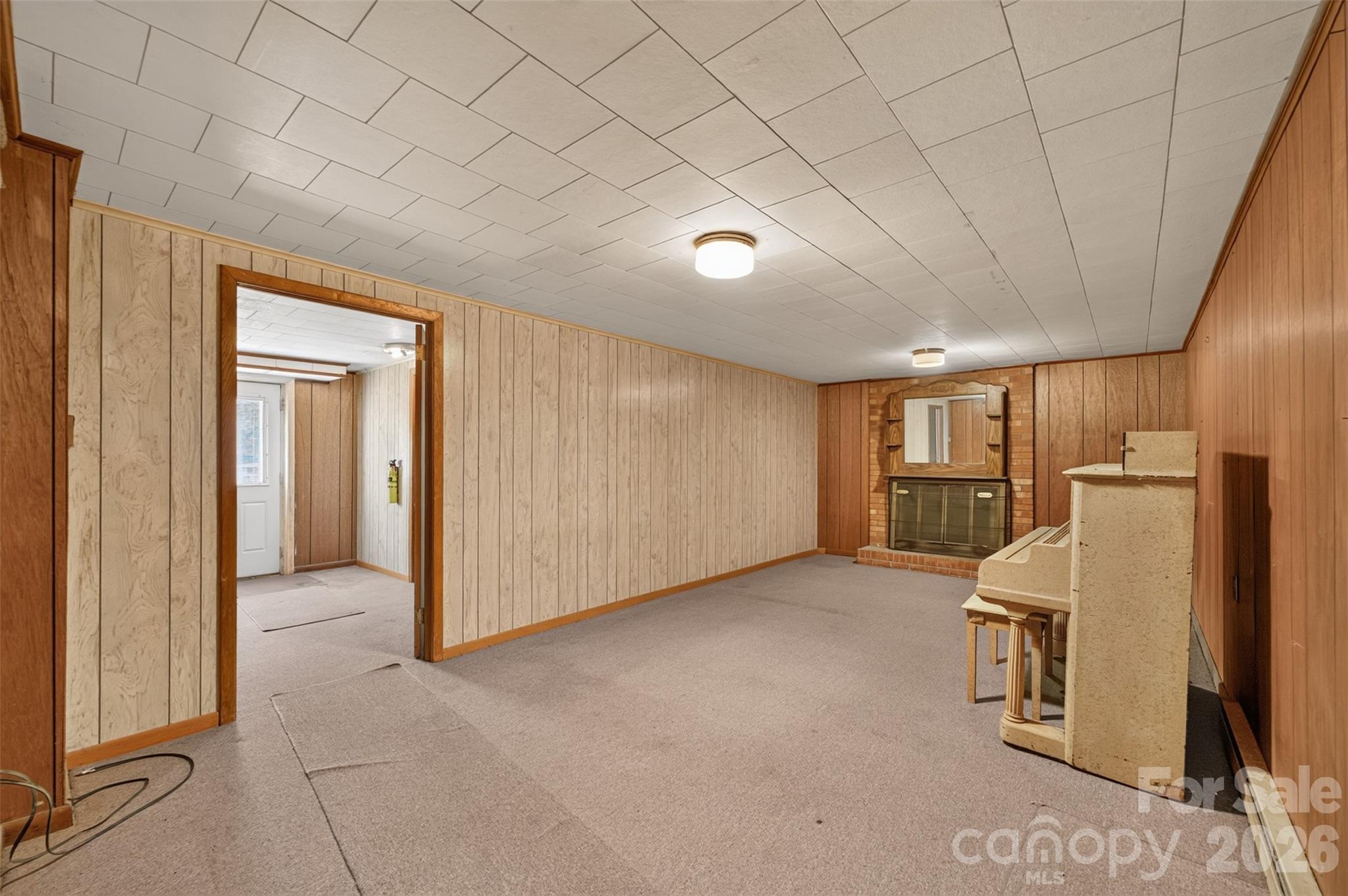 632 Wildlife Access Road Hickory, NC 28601 - Photo 35 of 48 Gallery Image 35