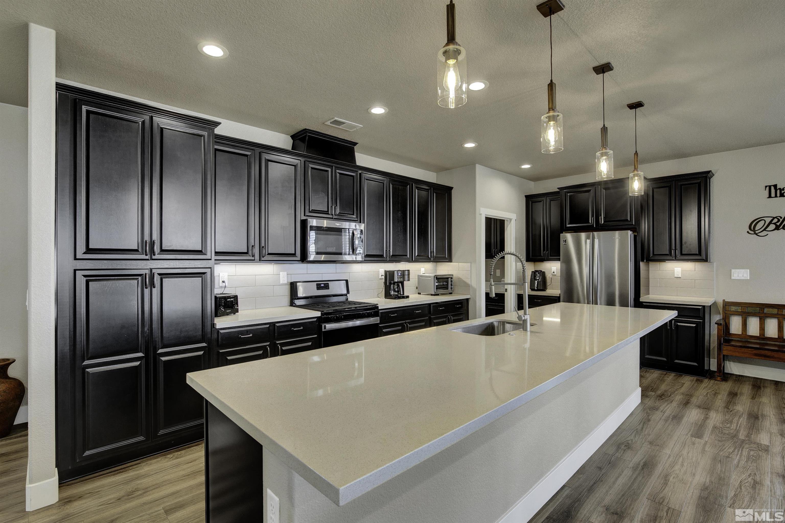 752 East Cottage Loop Gardnerville, NV 89460 - Photo 11 of 31 Photo 11