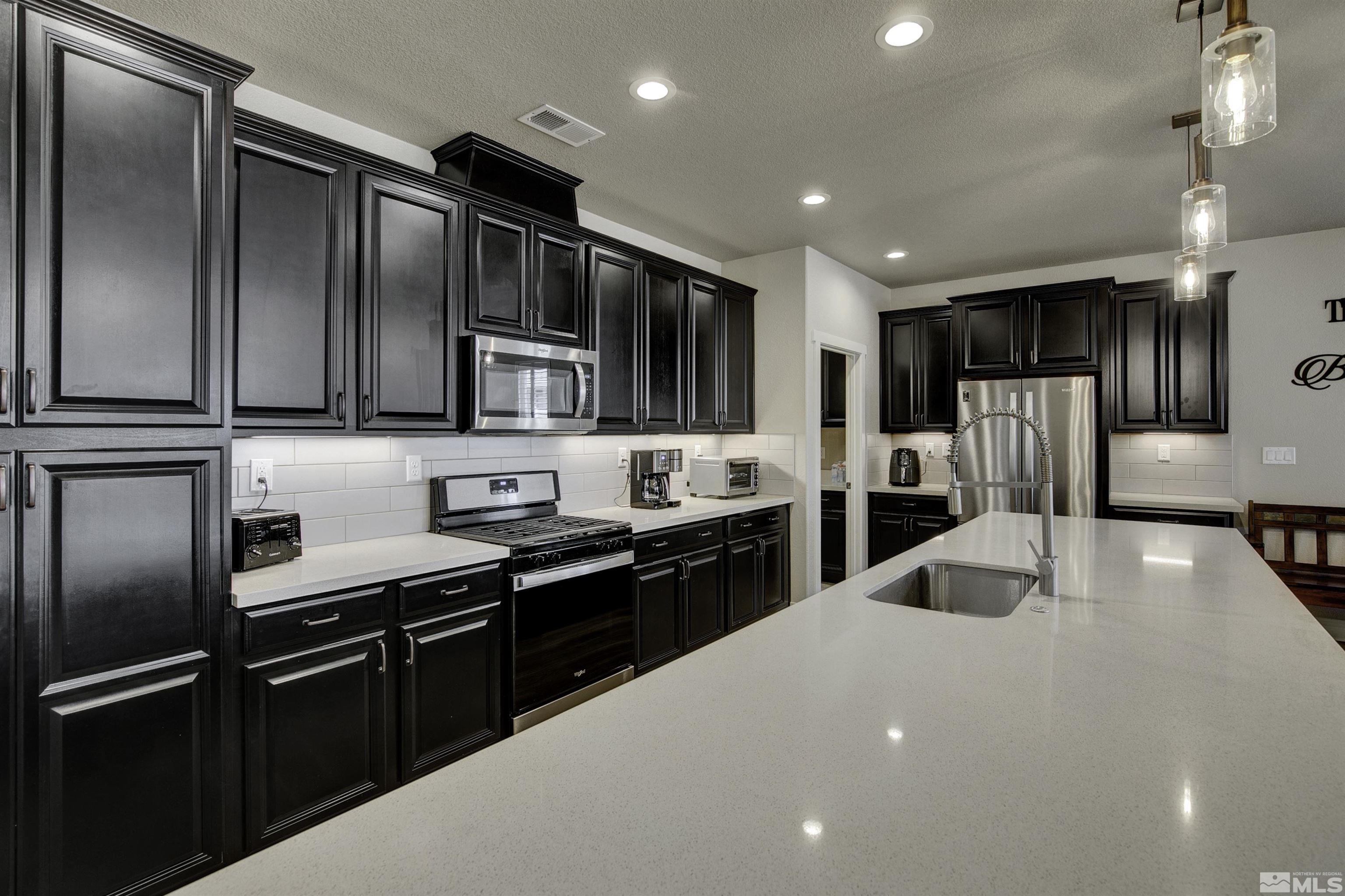 752 East Cottage Loop Gardnerville, NV 89460 - Photo 13 of 31 Photo 13