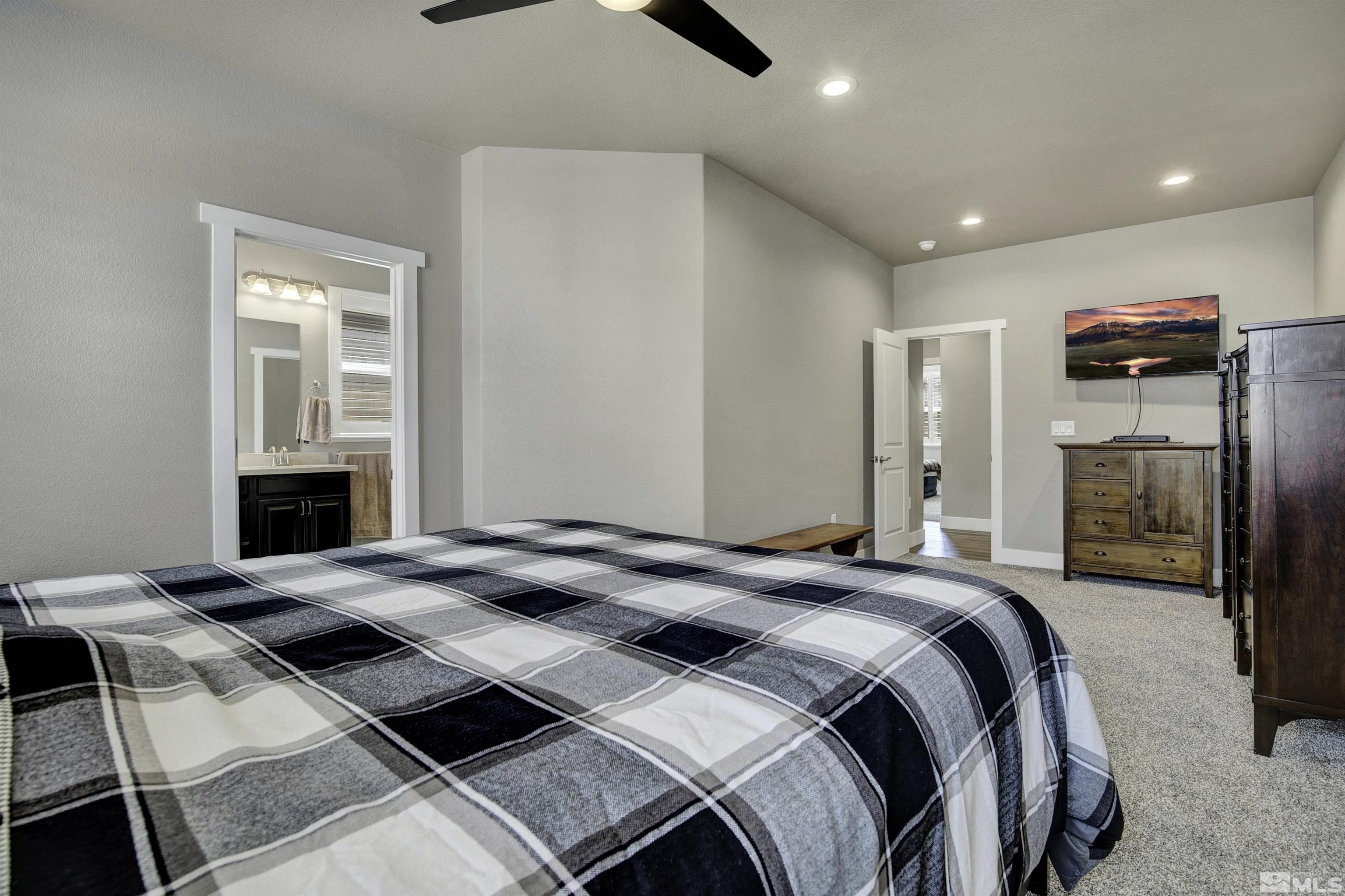 752 East Cottage Loop Gardnerville, NV 89460 - Photo 16 of 31 Photo 16