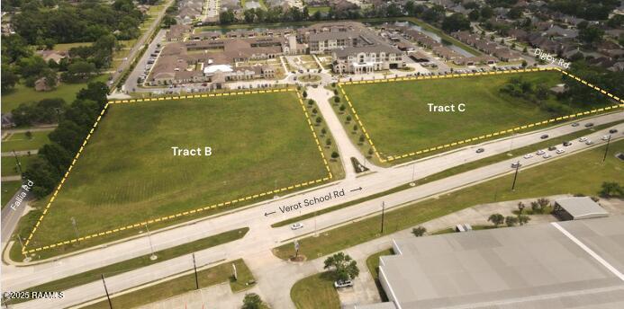 2000-blk East Verot School Road Lafayette, LA 70508 - Photo 1 of 4 Screenshot 2025-07-25 at 10.08.47AM