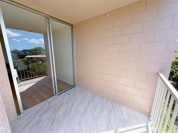 $299,000 | 1260 Richard Lane, Unit 407, Honolulu, HI 96819