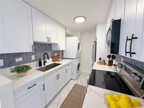 $299,000 | 1260 Richard Lane, Unit 407, Honolulu, HI 96819