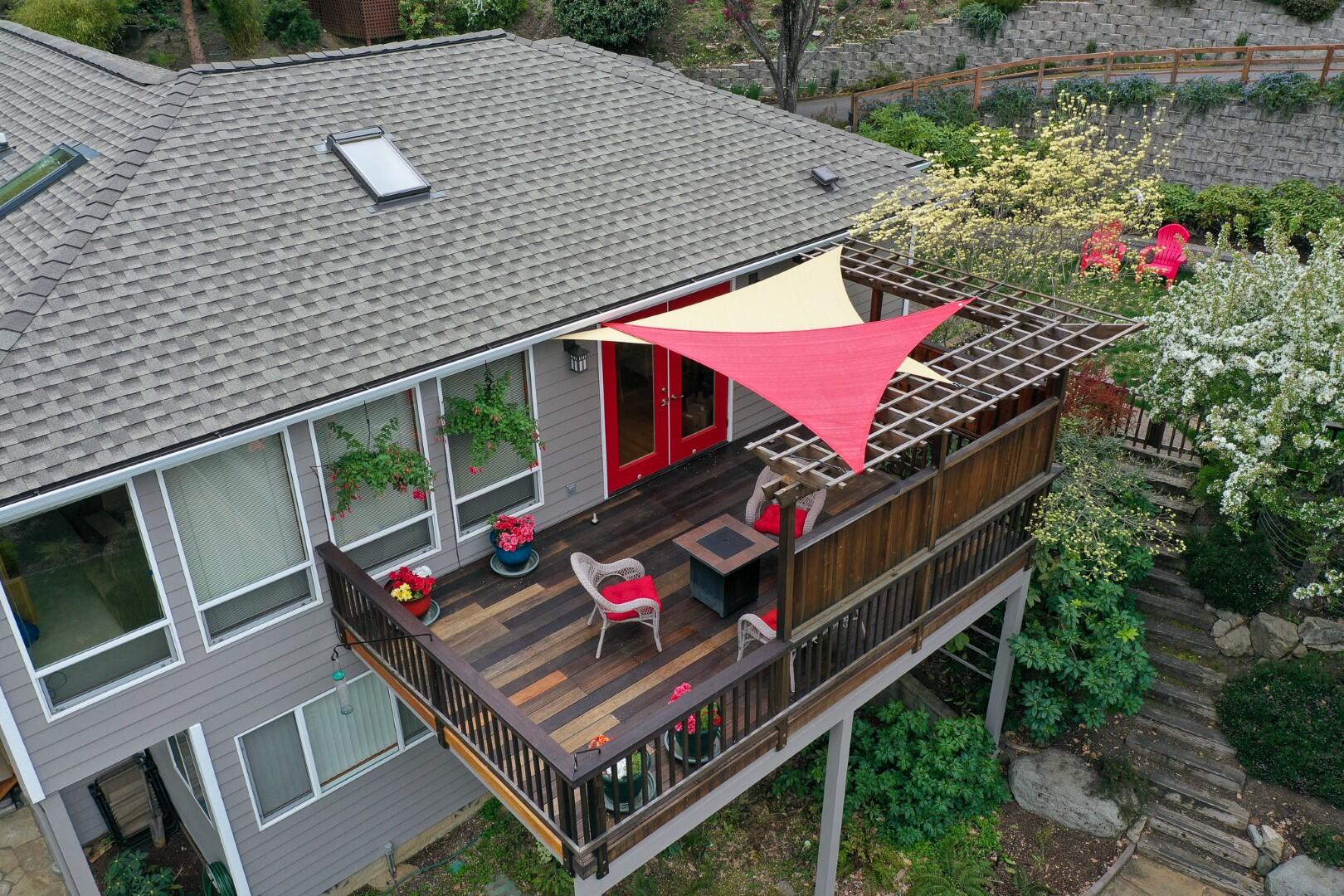 804 Roca Street Ashland, OR 97520 - Photo 15 of 43 Deck Off Dining Area