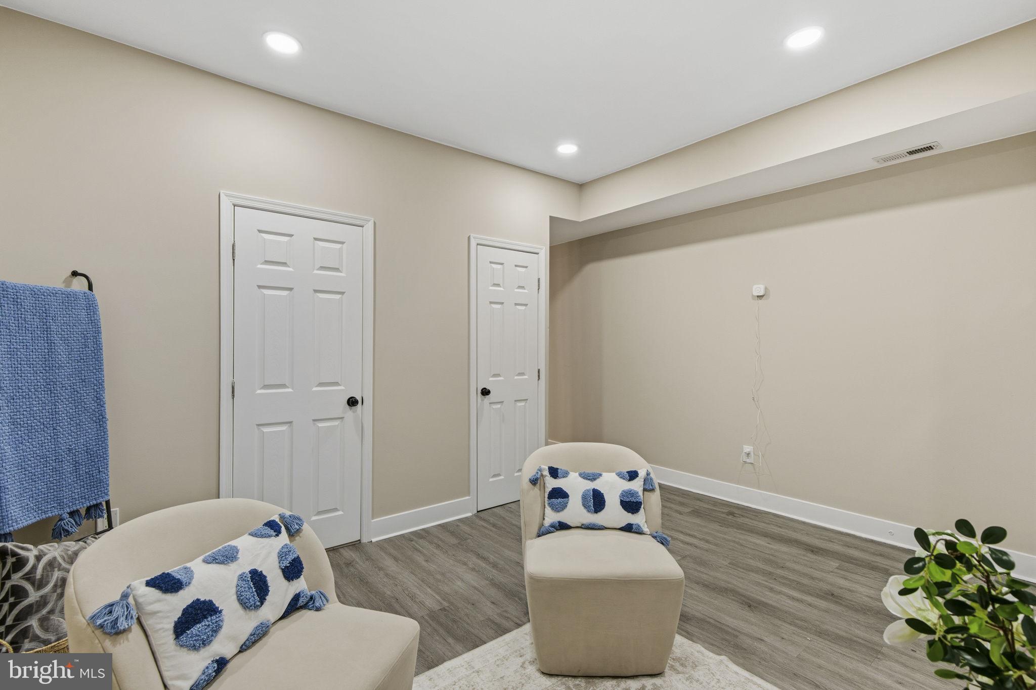 2608 Huntingdon Avenue Baltimore, MD 21211 - Photo 4 of 31