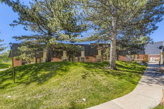 $315,000 | 5828 South Pearl Street, Centennial, CO 80121