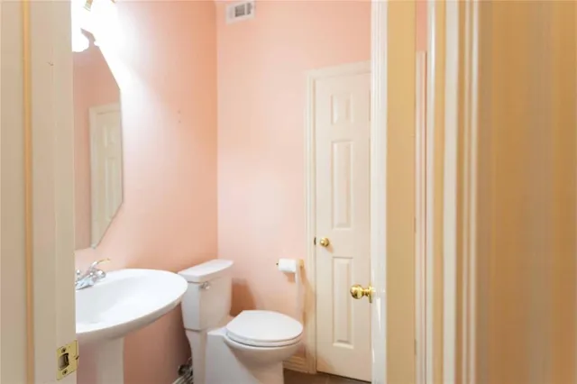 $2,850 | 136 Merideth Drive, Murphy, TX 75094