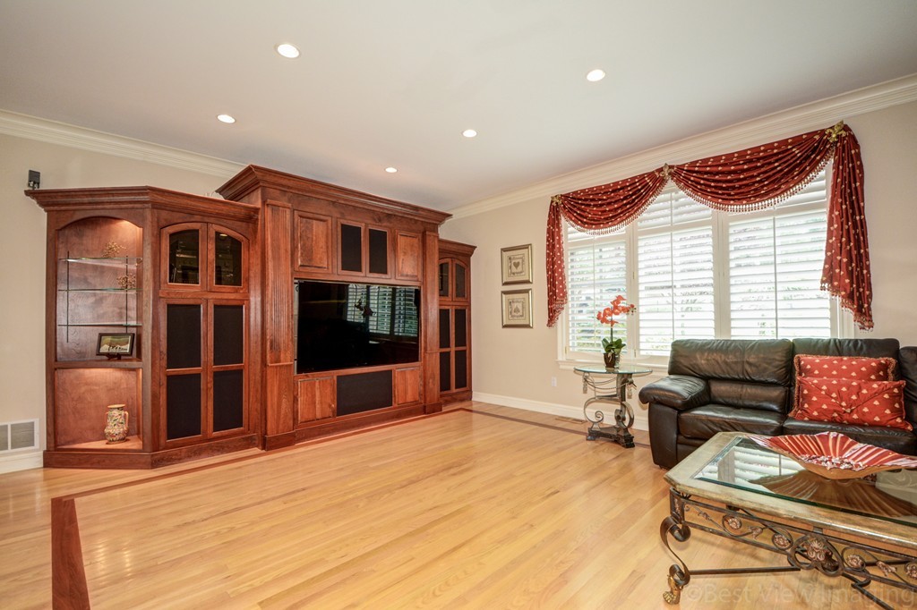 24 Coachman Ridge Road Shrewsbury, MA 01545 - Photo 14 of 30 Gallery Image 14