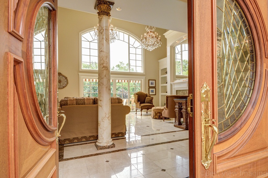 24 Coachman Ridge Road Shrewsbury, MA 01545 - Photo 3 of 30 Gallery Image 3