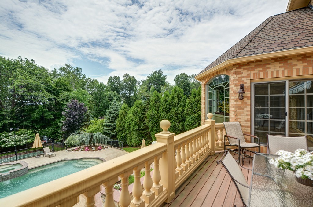 24 Coachman Ridge Road Shrewsbury, MA 01545 - Photo 6 of 30 Gallery Image 6