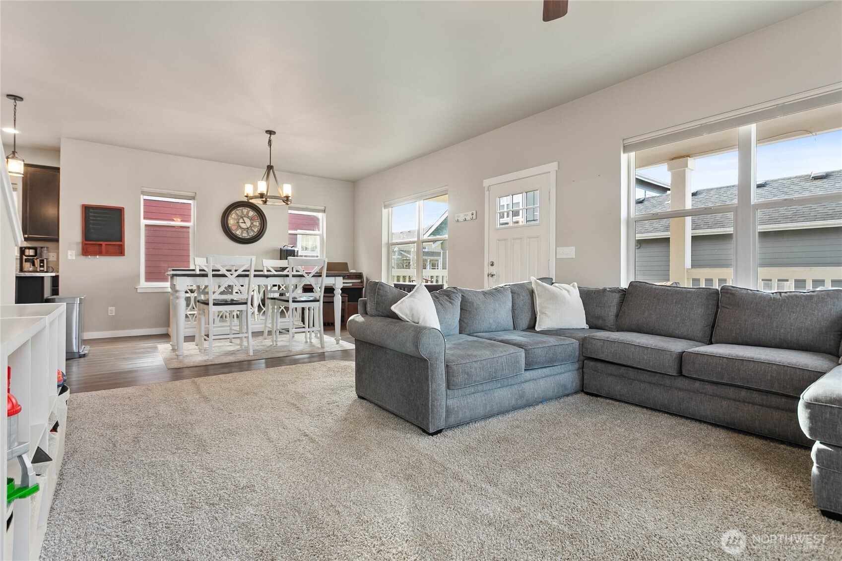 1970 North Prairie Lane Lynden, WA 98264 - Photo 14 of 40 a living room with furniture kitchen and a chandelier