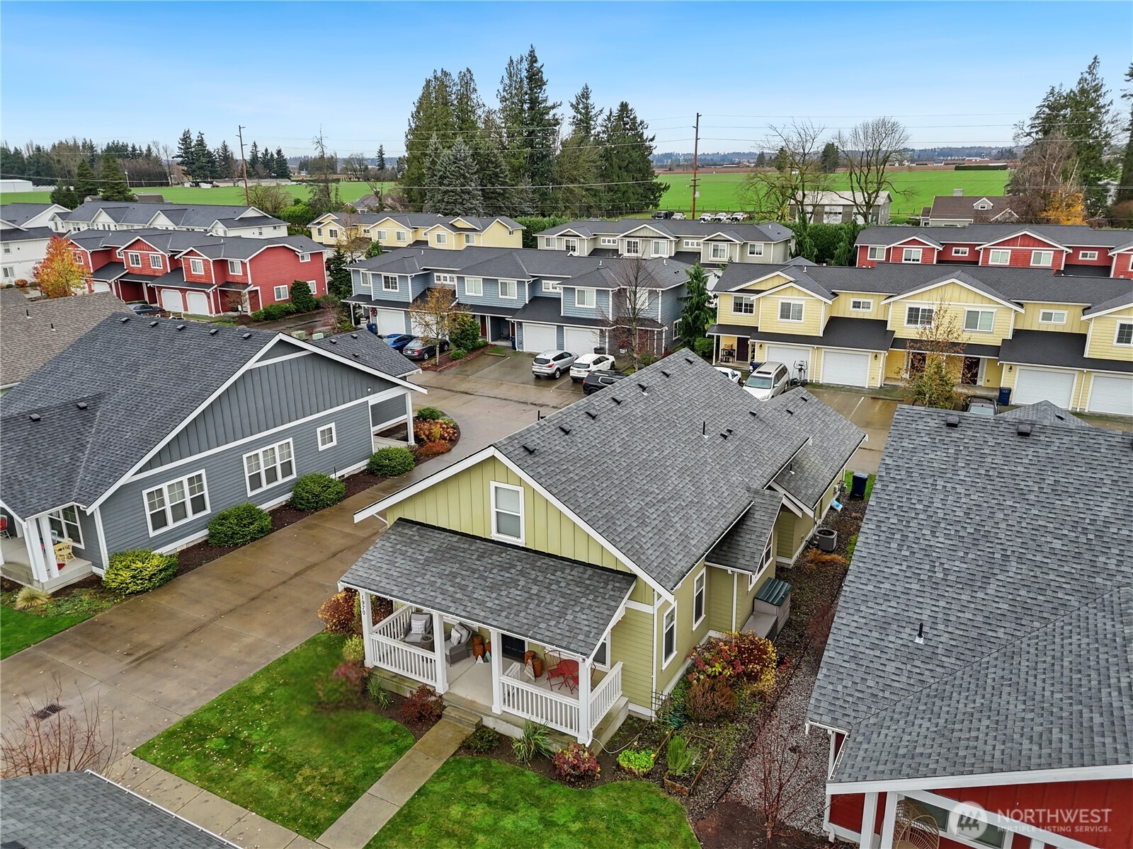 1970 North Prairie Lane Lynden, WA 98264 - Photo 5 of 40 a aerial view of a house with a garden and plants