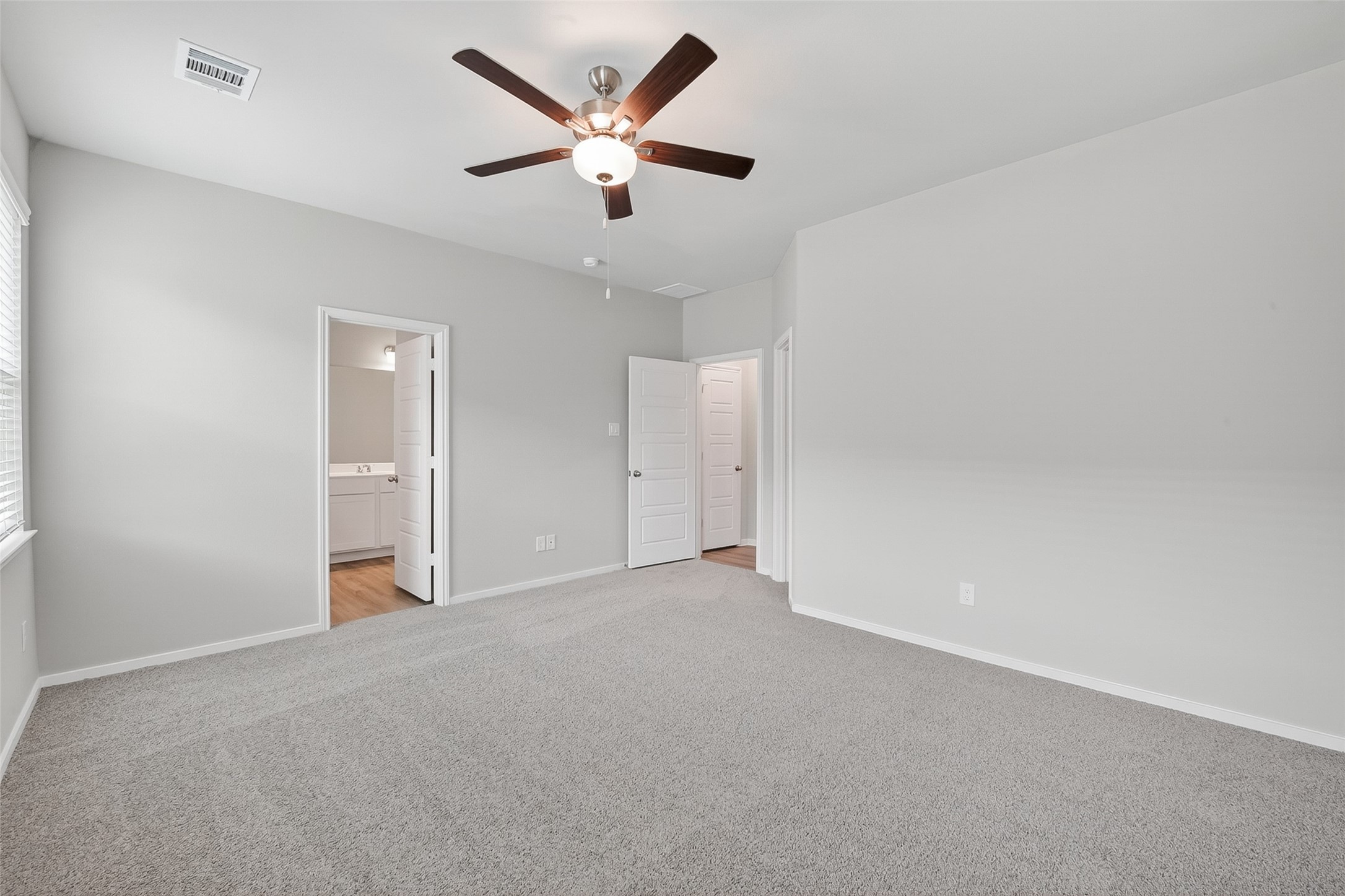 2107 Spring Hollow Drive Baytown, TX 77521 - Photo 23 of 39