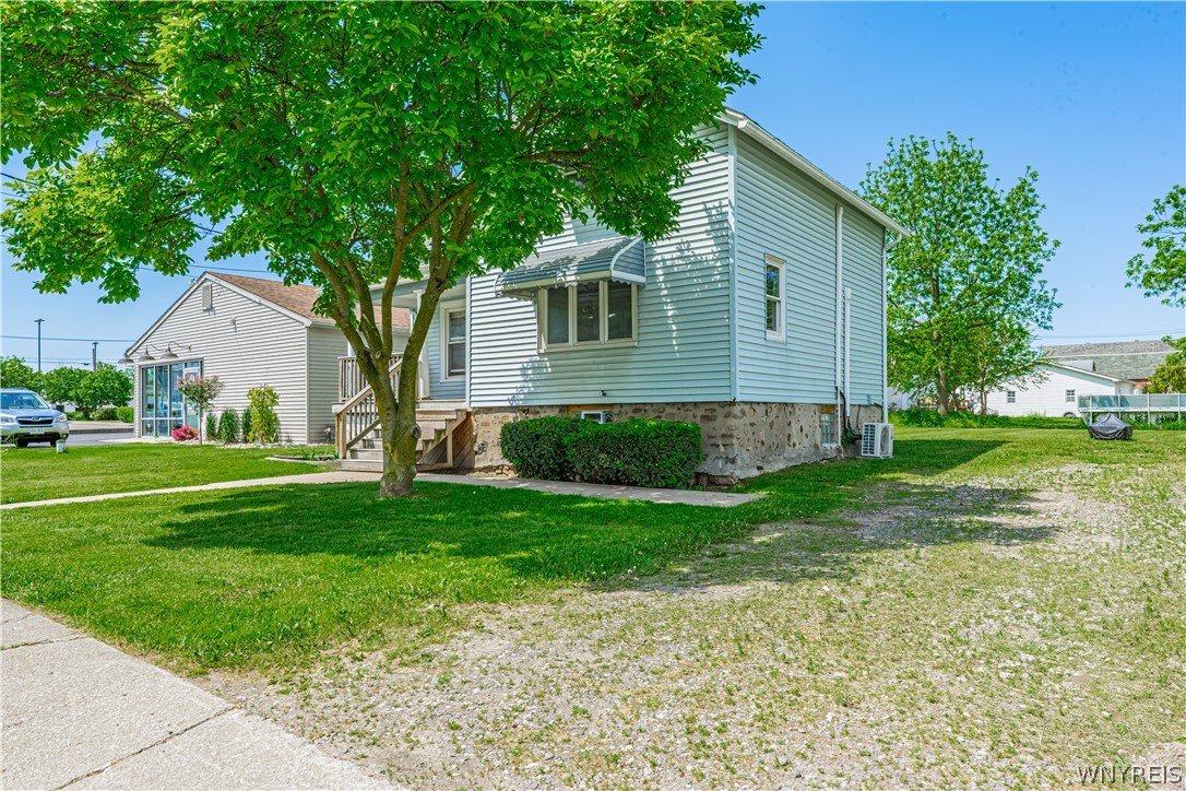 3604 Ransomville Road Porter, NY 14131 - Photo 5 of 44