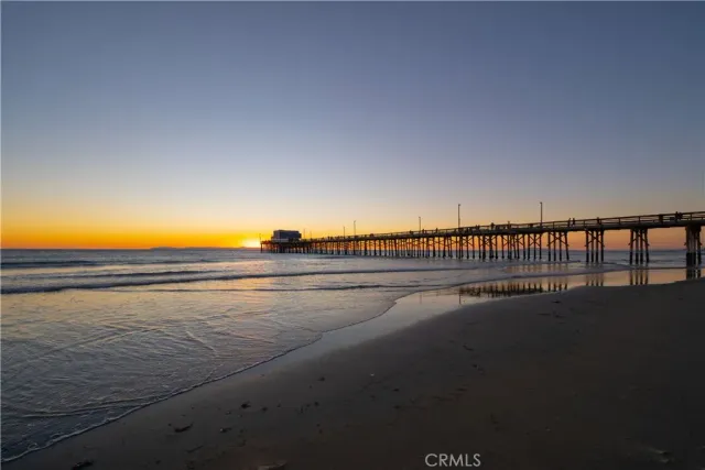 $3,900 | 216 Agate Avenue, Newport Beach, CA 92662