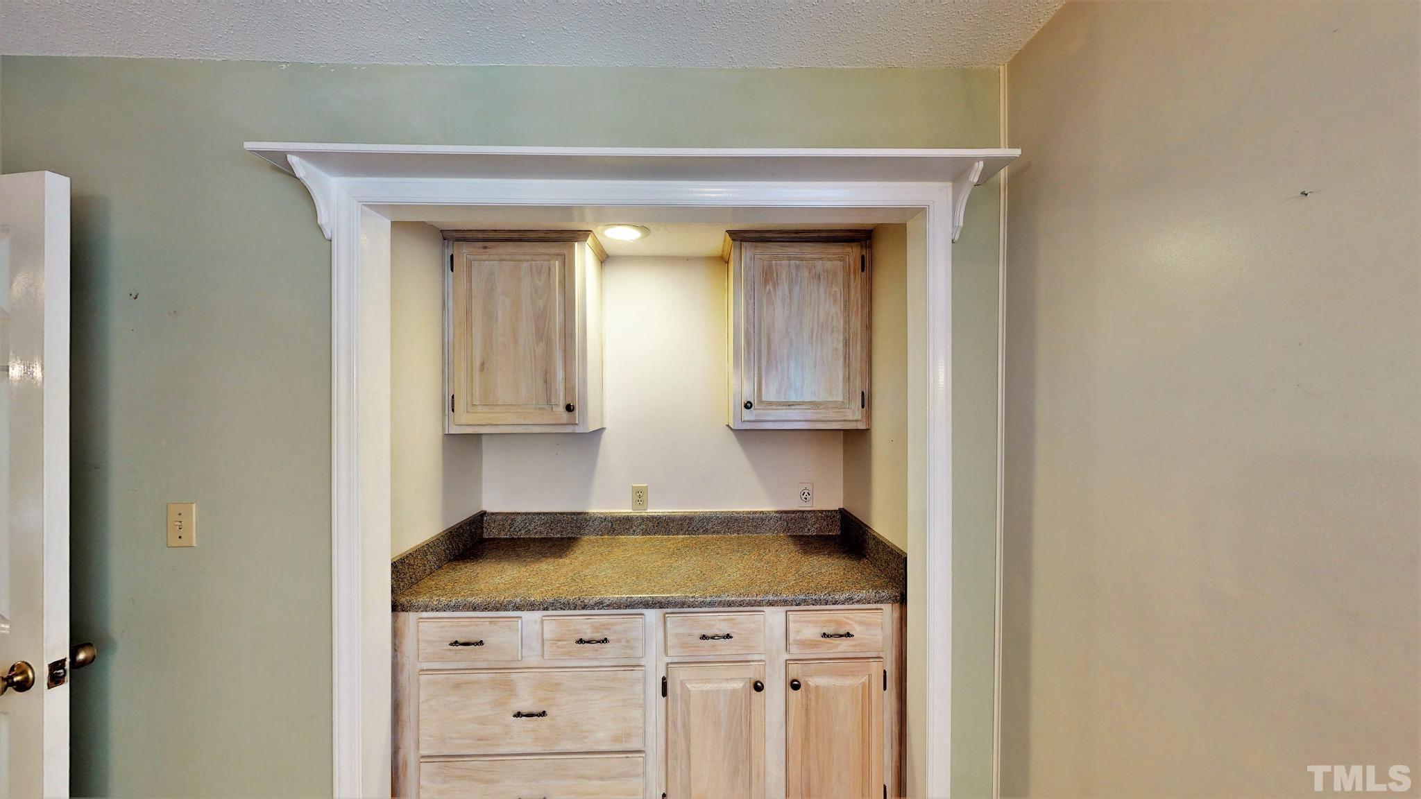 1496 Kerner Road Kernersville, NC 27284 - Photo 20 of 82 Butlers Pantry