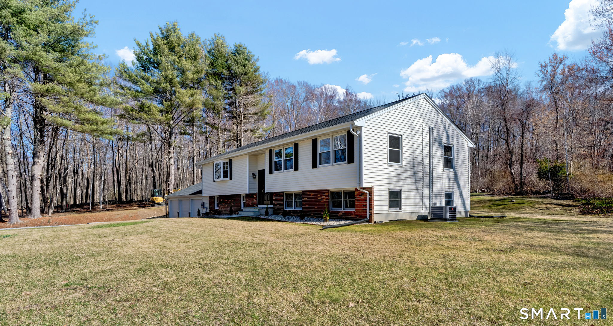 111 Mountain Road Granby, CT 06060 - Photo 2 of 40