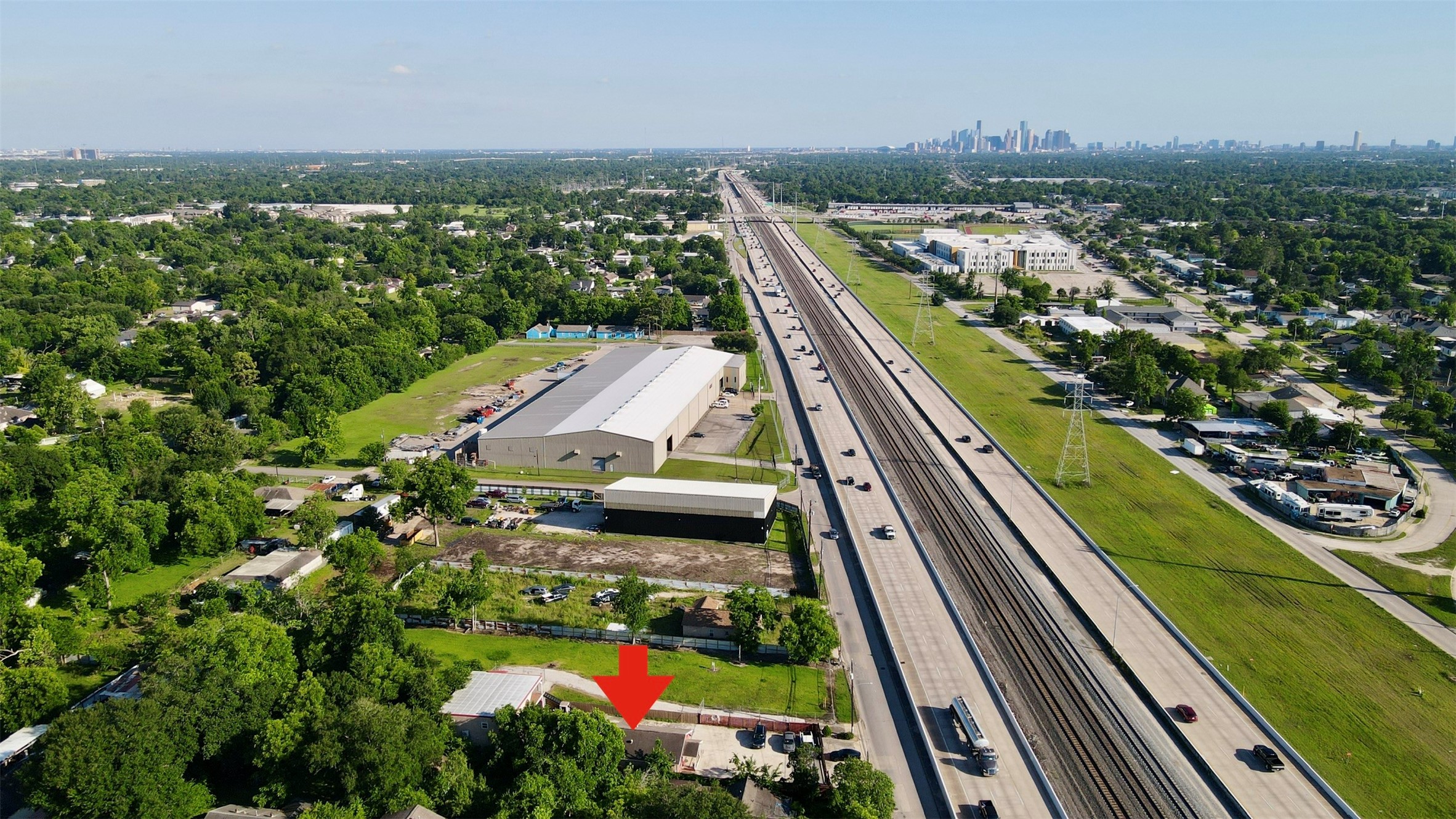 9944 East Hardy Road Houston, TX 77093 - Photo 3 of 44