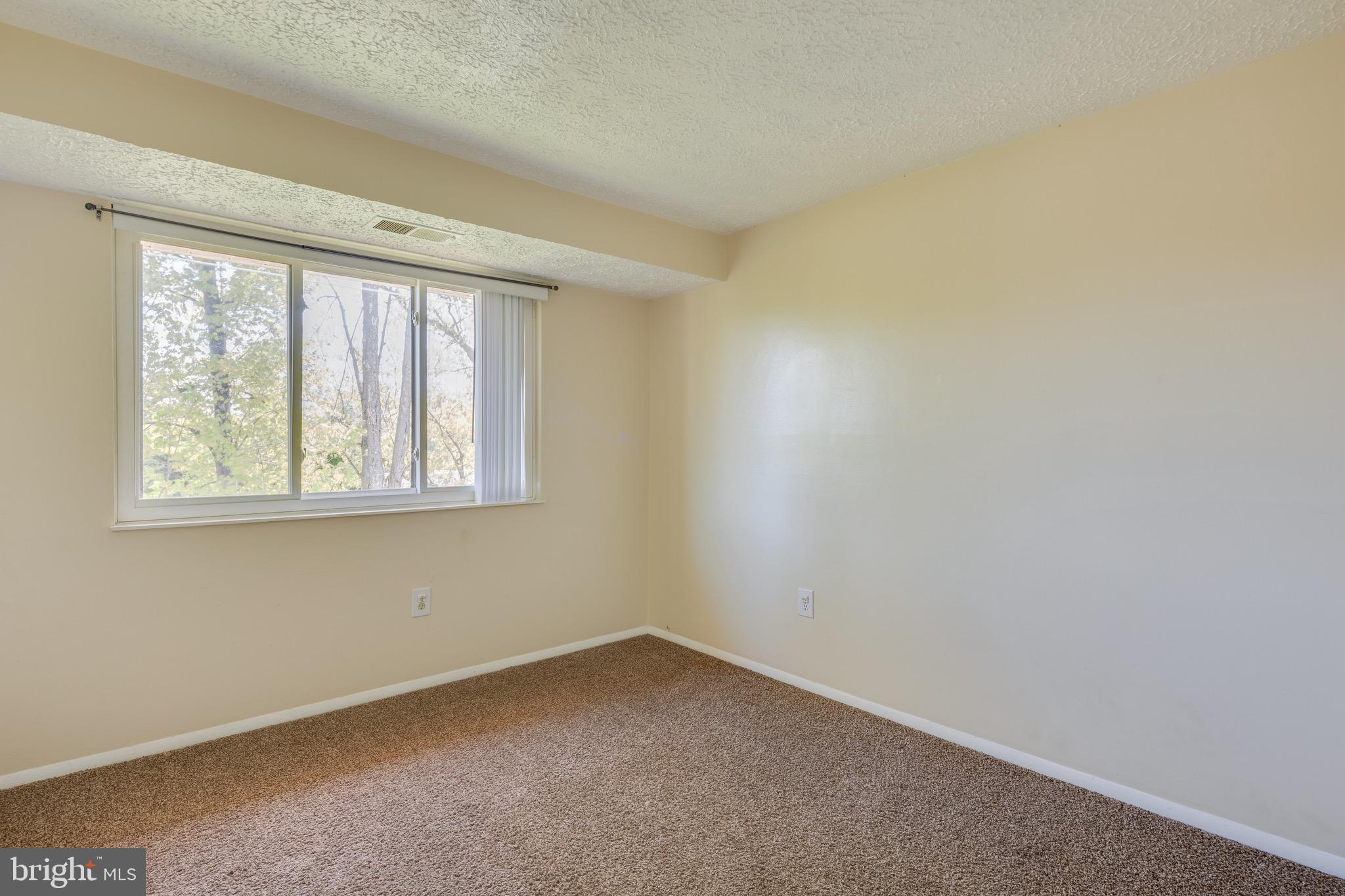 19509 Gunners Branch Road, Unit 633 Germantown, MD 20876 - Photo 24 of 32 Bedroom
