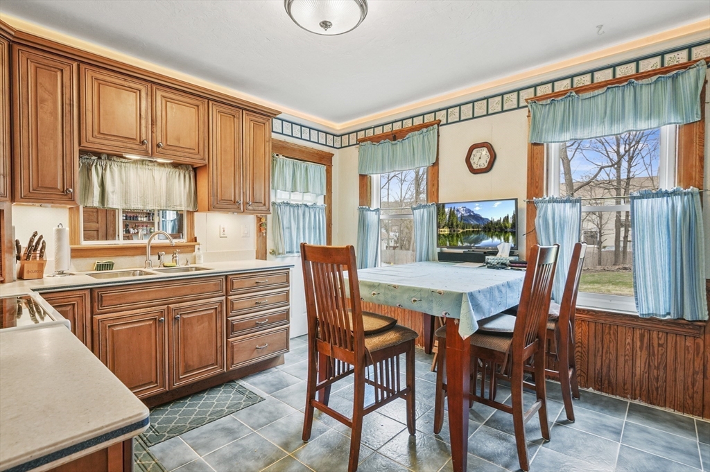 5 Rural Street Worcester, MA 01604 - Photo 7 of 21 Gallery Image 7