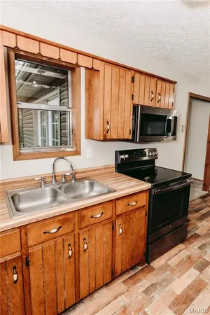 $190,000 | 14580 Conway Road, Dixon, MO 65459