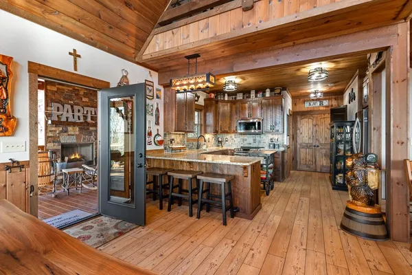 $899,000 | 729 Wilderness Creek Way, Murphy, NC 28906